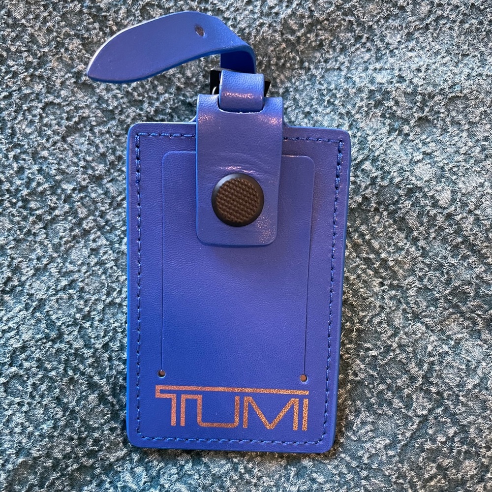 TUMI bag tag